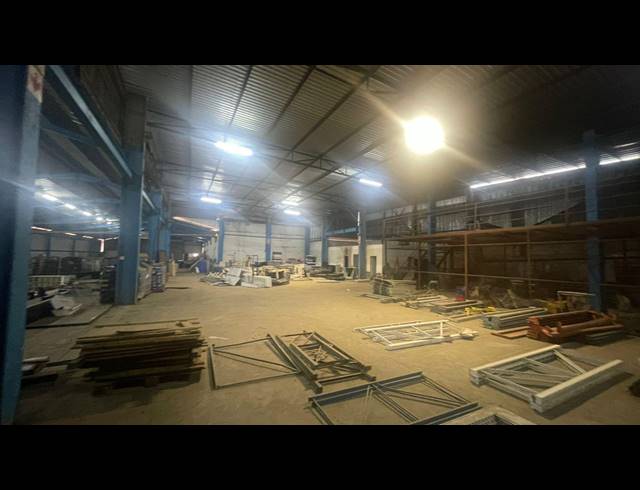 2,700M² WAREHOUSE TO LET IN HERMANSTAD
